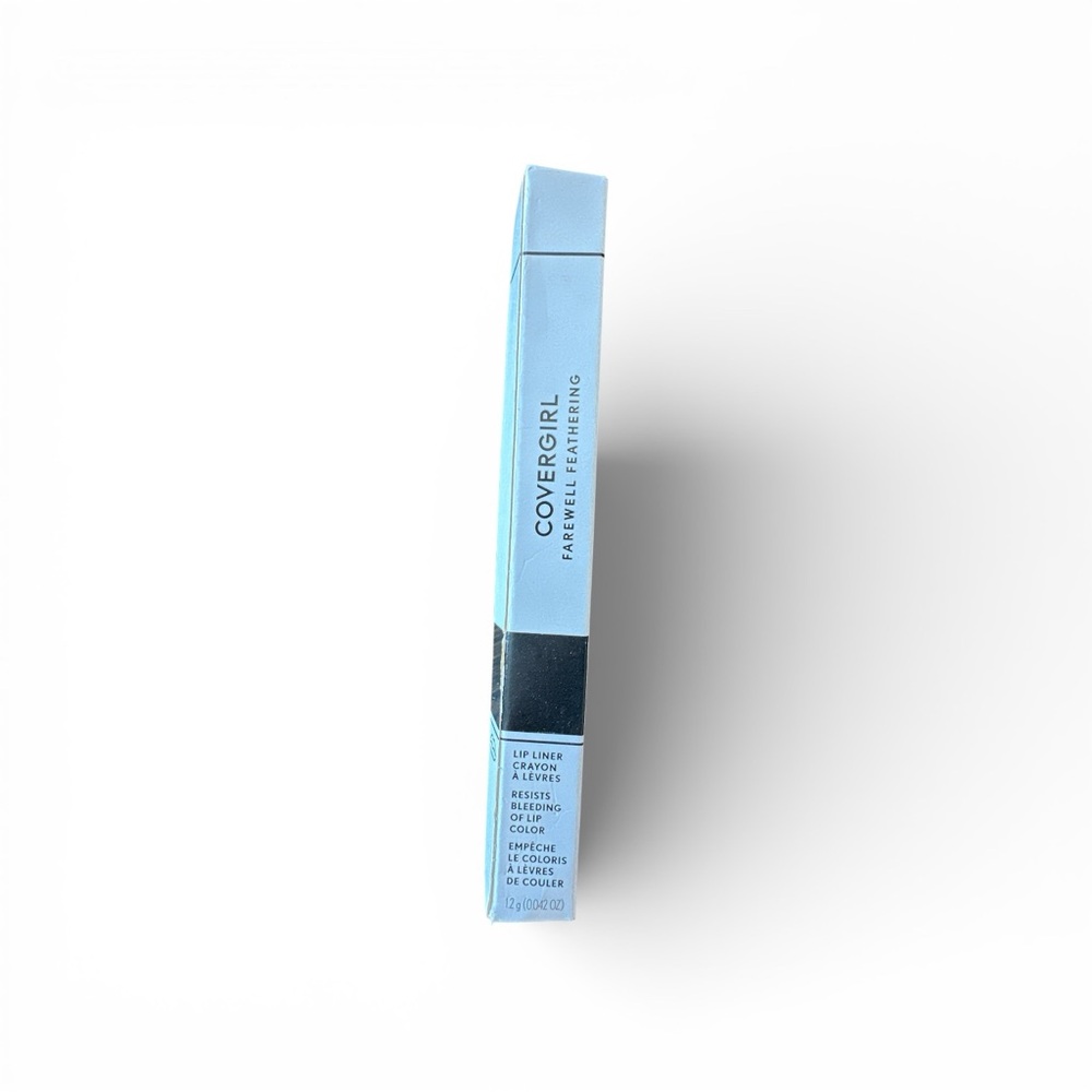 COVERGIRL LashBlast Lengthening Mascara in Light Blue